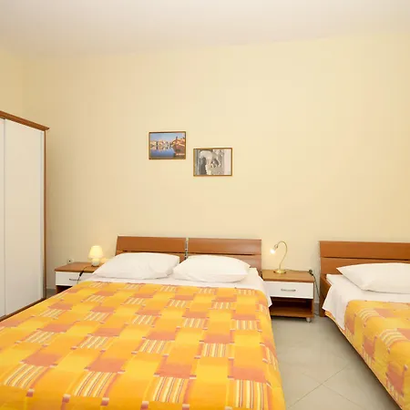 Apartman Roza