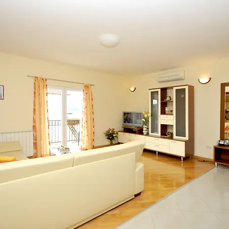 Roza Apartman Trogir