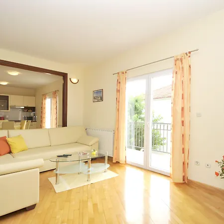 Roza Apartman Trogir