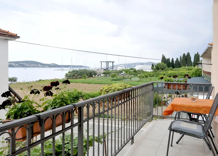 Apartament Roza Trogir