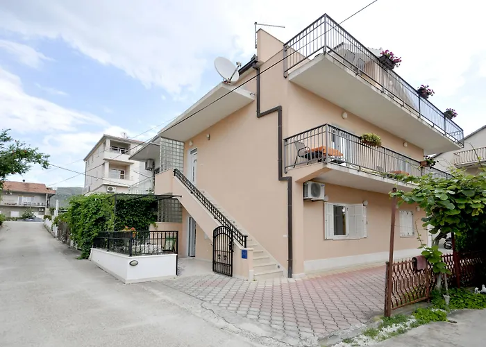 Apartament Roza *
